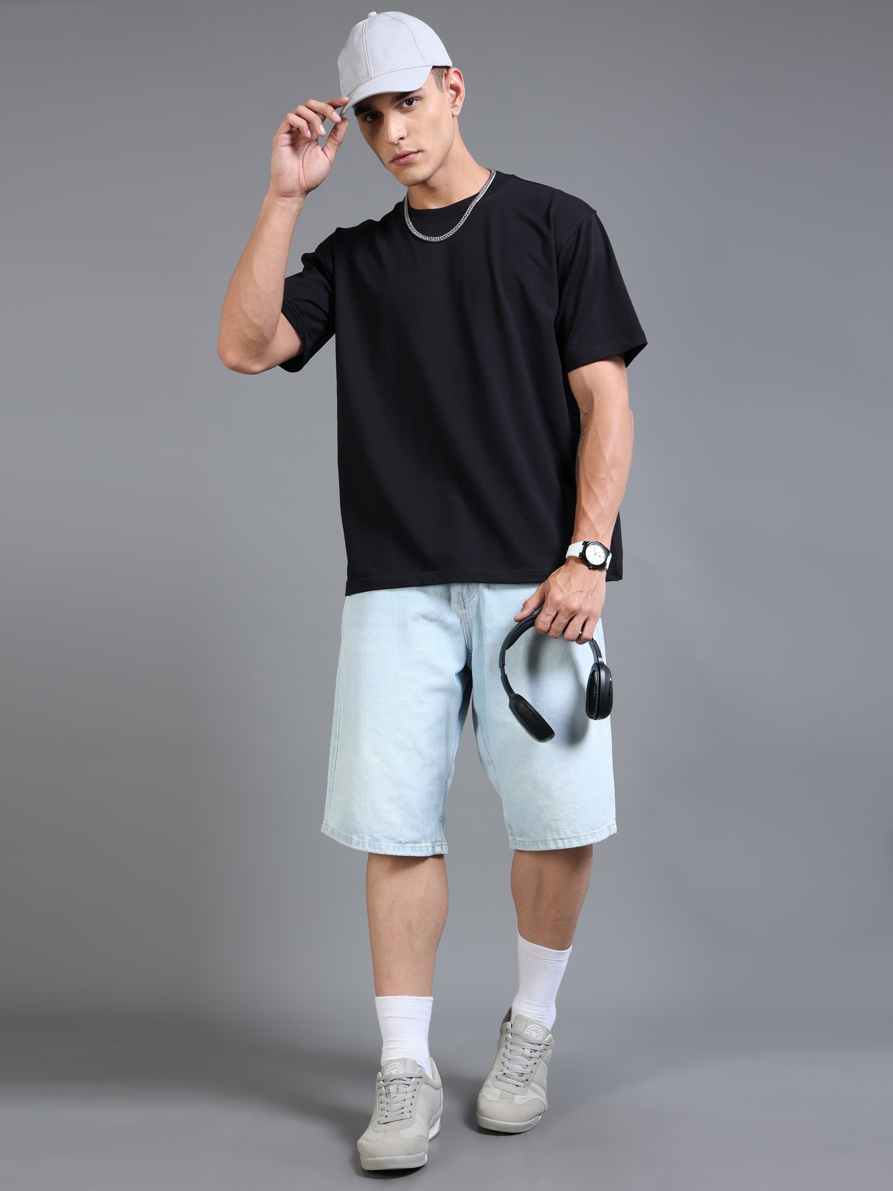 Essential Oversized Tee (Black)