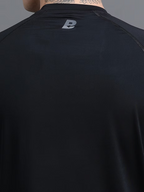STRIDE T-SHIRT ( BLACK )