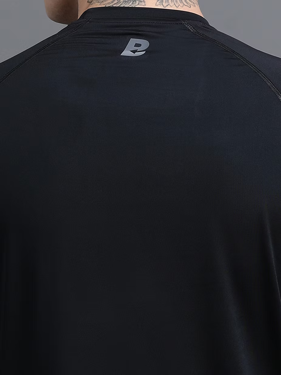 STRIDE T-SHIRT ( BLACK )