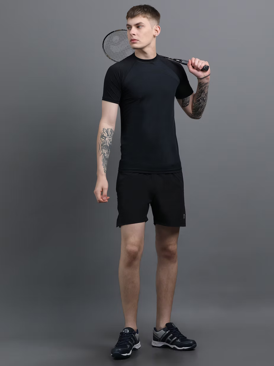 STRIDE T-SHIRT ( BLACK )